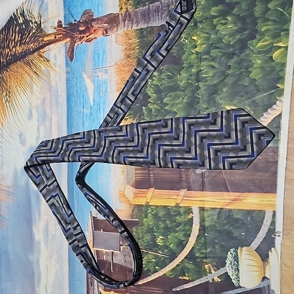 Jhane Barnes Organic Fabric Silk Tie - Picture 5 of 6